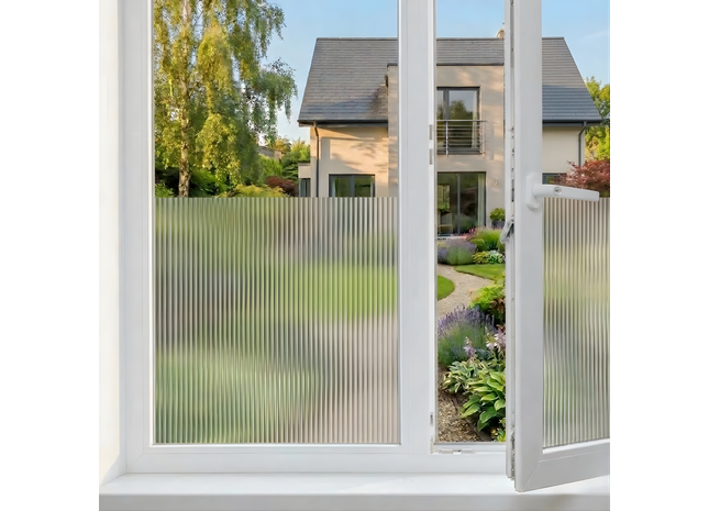 Isolierende und sonnenbeständige statische Fensterfolie HR++ - Blendschutz - Lamellen