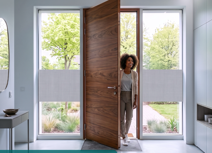 Isolierende und sonnenbeständige statische Fensterfolie HR++ – Blendschutz – Leinenoptik – Grau 
